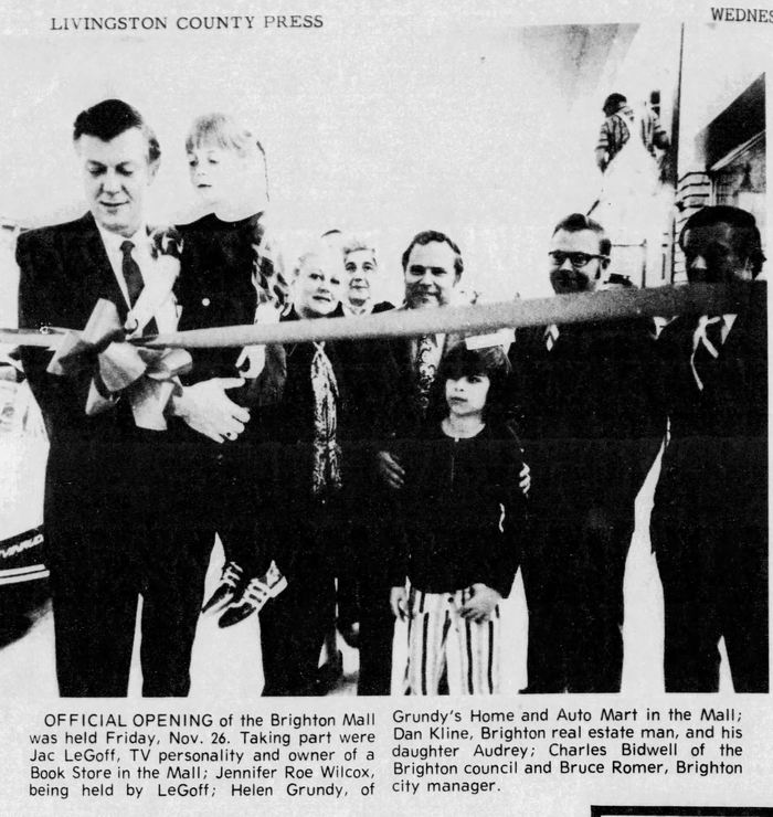 Brighton Mall - Dec 1 1971 Jac Legoff (newer photo)